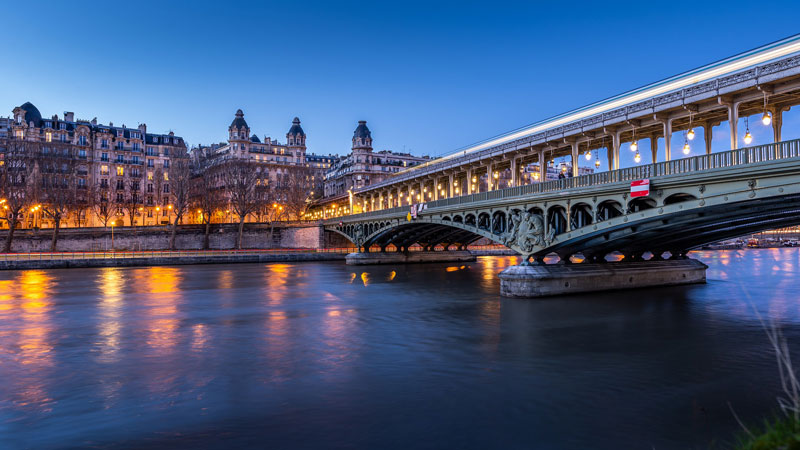 La-Rive-Gauche
